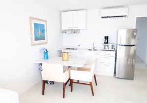Bella Horizonte - Beachfront 4