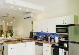 Eagle Beach Condominiums Lime