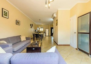 Gold Coast - 2BR3BA Gated Community w/Pools & Gym