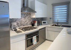 Luxurious Condo 1BR/1BTH Infront of Pool + Private Patio!