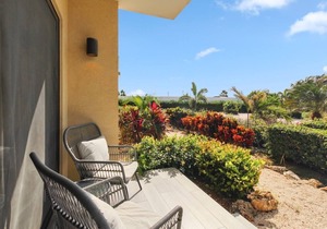 Luxury 1 bdrm boutique Condo in Gold Coast -Malmok