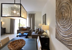 Luxury 2-bdr design townhome Au~59