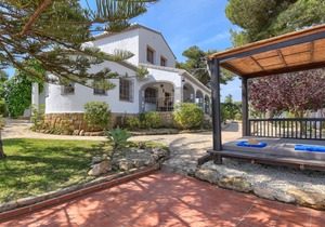Rustic and classic villa in Javea, Costa Blanca, Spain with private pool for 4 persons