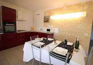 Three bedroom apartment with sea views