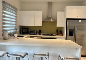 Waykiri Unit A-12 Luxurious New Apartment, Noord