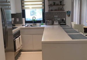 Waykiri Unit B-01 Luxurious New Apartment, Noord