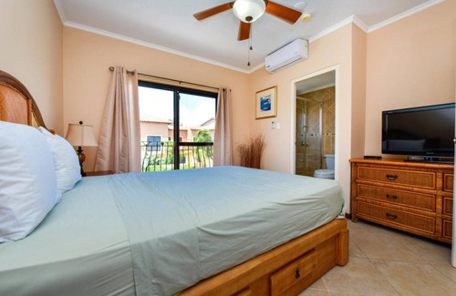 Gold Coast House | 100 m² House ∙ 2 bedrooms ∙ 4 guests