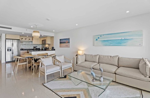 Oranjestad-West Condo | Beachfront - Flamingo Luxury 2BR condo - E423
