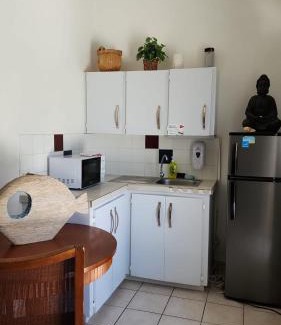 Ponton Hostel | FIRST DAY HOSTEL on ARUBA