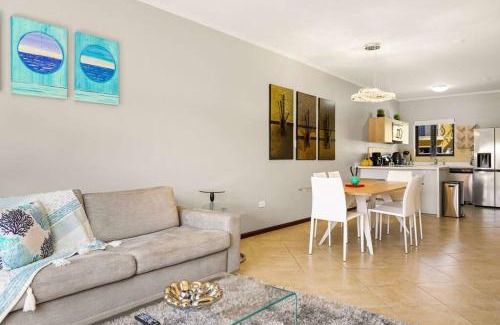 Gold Coast House | Incredible house in Gold Coast with private jacuzzi NEW REMODELING