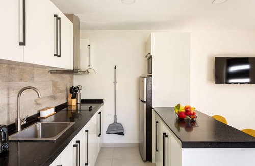 Washington Apartment | Keito petite 1BR APT #K1-3 min drive to Palm Beach