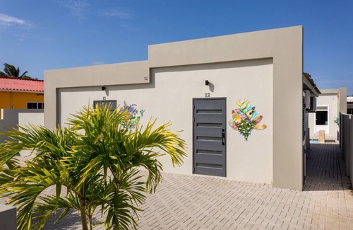 Washington Apartment | Keito petite 1BR APT #K2-3 min drive to Palm Beach
