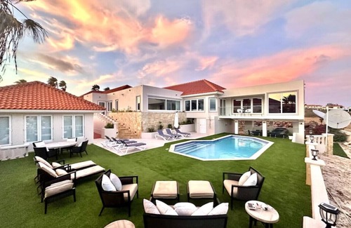Malmok House | Luxurious Villa w/Stunning Ocean Views at Aruba Beach Retreat by Bocobay
