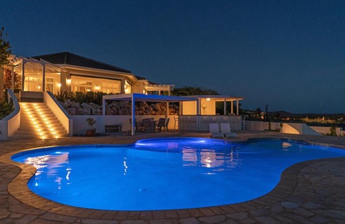 Malmok Villa | Majestic Retreat Five-Bedroom Estate