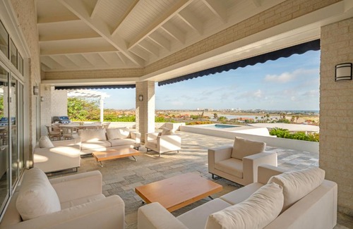Malmok Villa | Majestic Retreat Five-Bedroom Estate