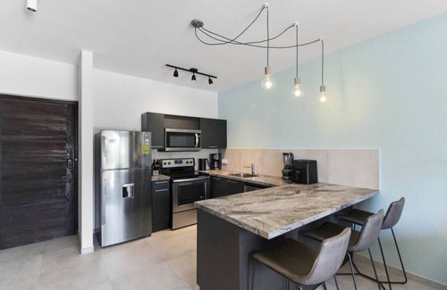 Gold Coast Apartment | Modern Condo in Luxury Resort - Oro 6 by Bocobay