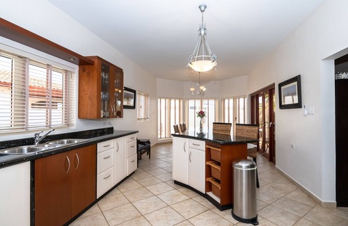 Opal Villa | OJ88 - Private Villa with pool - Close to Palm Beach