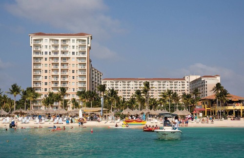Palm Beach Villa | One bedroom condo with full kitchen available on the beach January 14 - 21, 2023