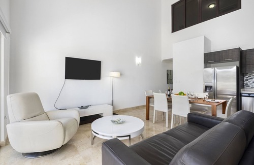 Washington Resort | Palm Aruba Condos