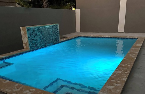 Kamay House | Restful retreat centrally located with private pool near Eagle Beach