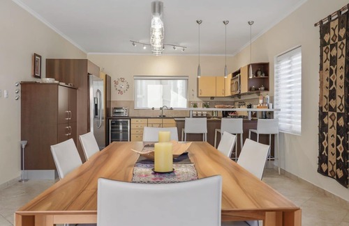 Kamay House | Splendid 3 bedroom house with beauttiful pool