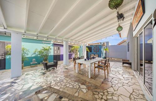 Esmeralda Apartment | Steps To The Beach Stylish Equipped Getaway