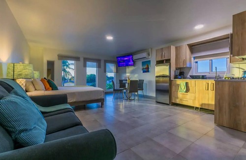 Kamay Apartment | Turibana Plaza Suite 1