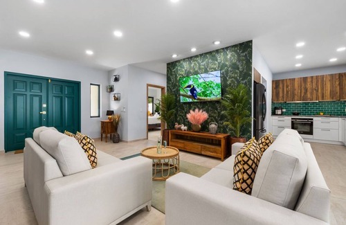 Washington Villa | Villa Prikichi ~ Near Beach w/Private Pool!