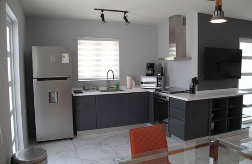 Oranjestad-West Apartment | Xevize Apartment 4-Modern 2BRD-1BTH-perfect location
