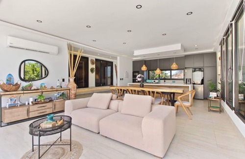 Moko Villa | Zen Garden by Bocobay | Luxury Retreat in Nature