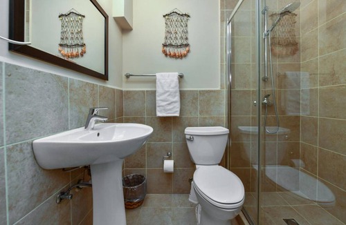Gold Coast House | 100 m² House ∙ 2 bedrooms ∙ 4 guests
