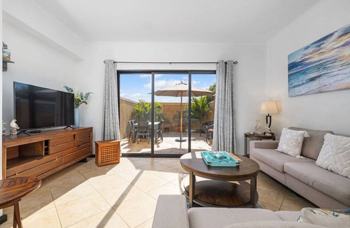 Gold Coast House | 100 m² House ∙ 2 bedrooms ∙ 4 guests
