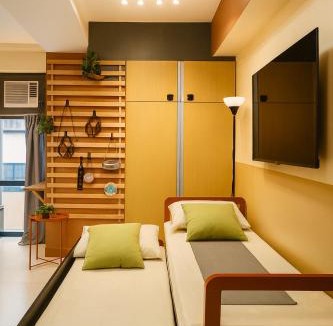 Pinagsama Apartment | 22e BGC Unit 3 mins Walk to The Venice Grand Canal Mall Pet Friendly