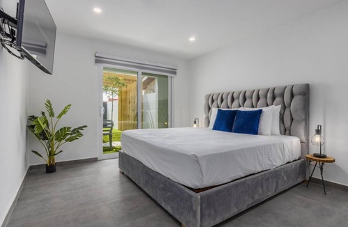 Washington Villa | 250 m² Villa ∙ 6 bedrooms ∙ 12 guests