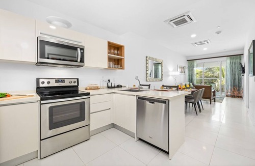 Turibana Condo | 2BR Modern Condo|Gym|Pool|Beach Tennis|MinsBeach