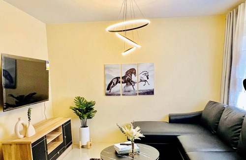 Angeles City House | 3 Bedroom Vacation House near Marquee Mall/Balibago Angeles City
