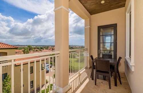 Malmok Condo | 3BR Penthouse Overlooking Golf Course at Anabui 6 by Bocobay