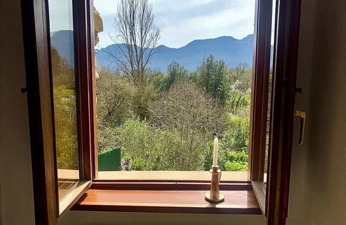 Lezana de Mena Cottage | 4 bedrooms, 2 bathrooms, 80m2 terrace with views, office and children playroom