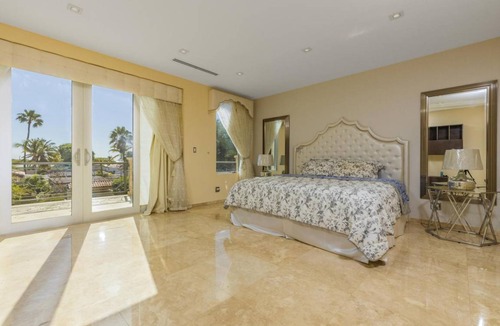 Malmok Villa | 400 m² Villa ∙ 5 bedrooms ∙ 12 guests