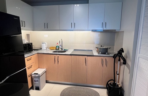 Tambo Apartment | 5 Star ManilaBay Sunset Okada Solaire MOA Ayala Malls Airport Luxurious Cozy 1BR