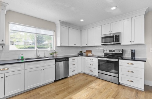 Bountiful House | 5BR Mountainside Home w/Views - Near SLC, Park City & Lagoon
