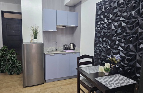 San Dionisio Apartment | Affordable Condo Unit at Paseo Verde in Las Pinas - Sleeps 2 Adults & 2 Children