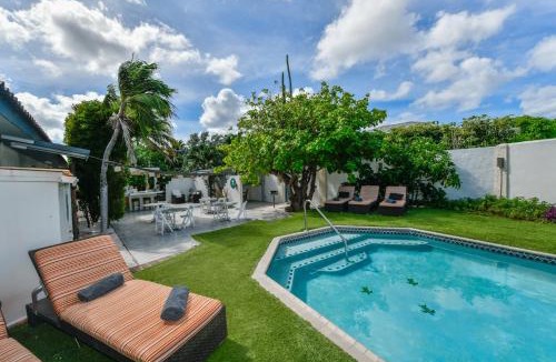 Oranjestad Bed & Breakfast | Aloe B&B