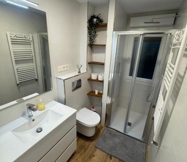 Langreo Apartment | Apartamento luminoso en el centro de Asturias