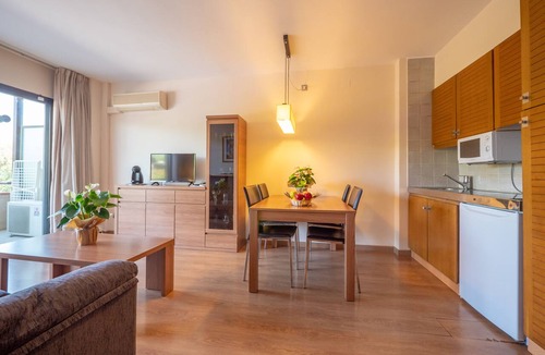 Pals Apartment | Aparthotel Golf Beach