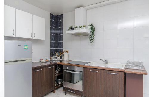 Split Apartment | Apartment Adrian