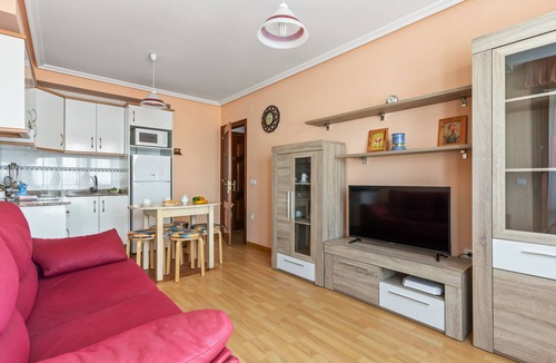 Figueras (Castropol) Apartment | Apartment 'Brisas Carlos I I I' with Balcony and Wi-Fi
