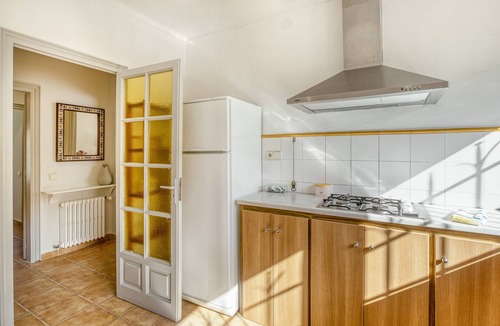 Begur Apartment | Apartment 'Residencial 1º 1ª' with Private Terrace, Balcony and Wi-Fi