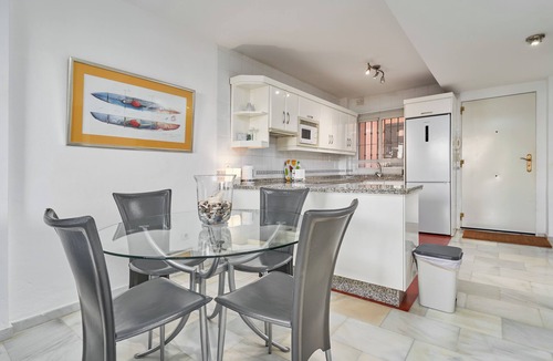 Oasis del Capistrano Apartment | Apartment 'Superb Nerja' with shared pool, Wi-Fi, Air-Con, near Burriana Beach