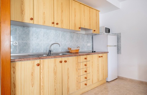 Cala Ferrera Apartment | Apartment with Air Conditioning, Pool, Wi-Fi, Balcony, and Near the Beach